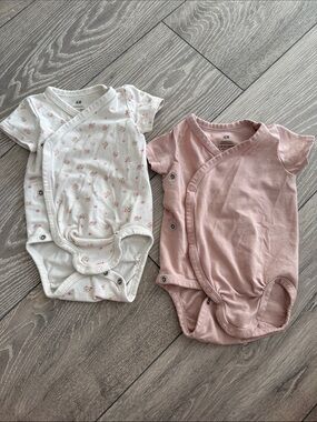 H&M Baby Kimono Onesies - Pink & White Floral